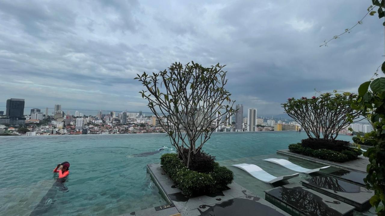 13A Beacon Executive Suites #Rooftoppool #Luxurysuites George Town Bagian luar foto